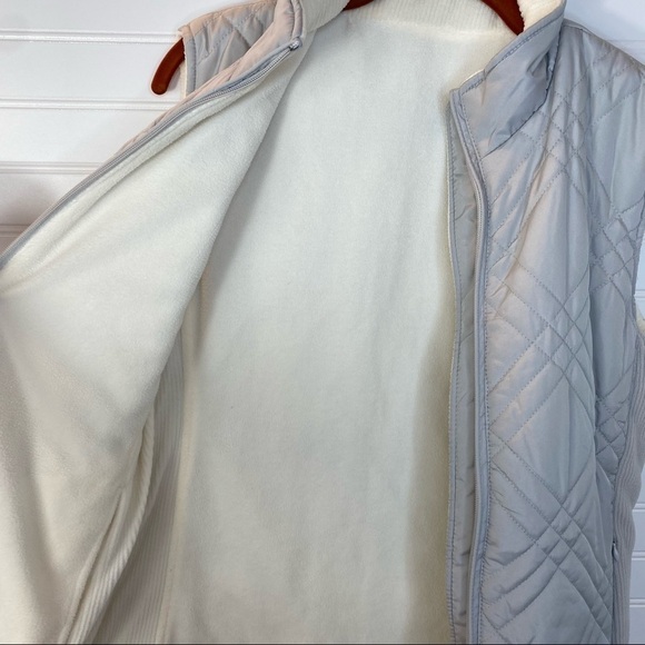 Izod Puffer Vest Reversible Zip Up Fleece  Lightweight Grayish White Vest Sz M - Picture 8 of 12